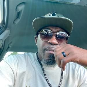 Meet your Posher, Mitchell